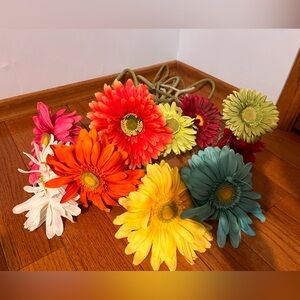Spring Daisy Long Stem Artificial Floral Set - 11 Daisy Stems